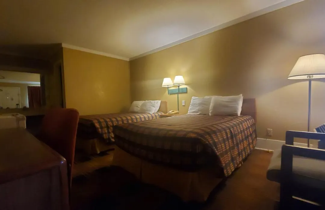 Americas Best Value Inn Kodak - Sevierville-1